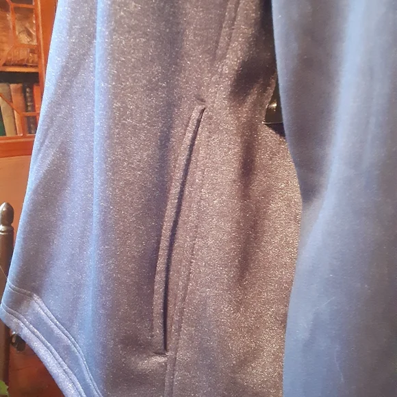 Badger Sport Mens 2016 Rams Shirt, Sport Shirt, Sweater Shirt - Picture 6 of 7